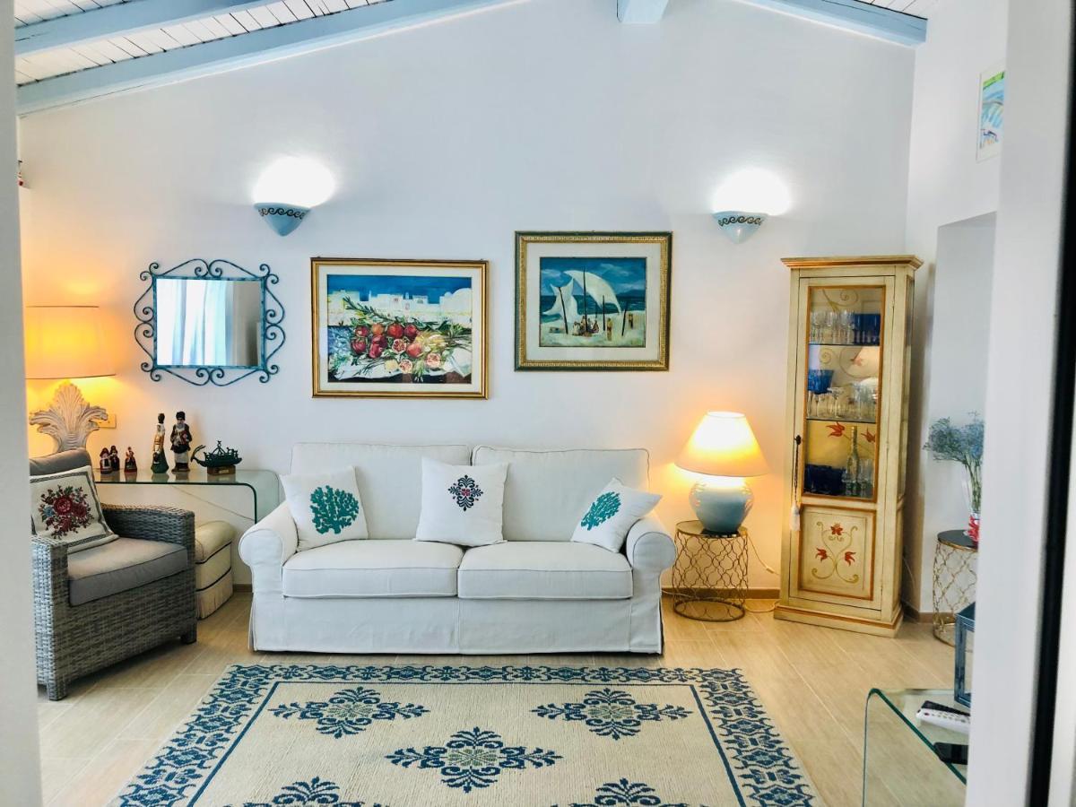 Adel Villa San Teodoro (Sardinia)