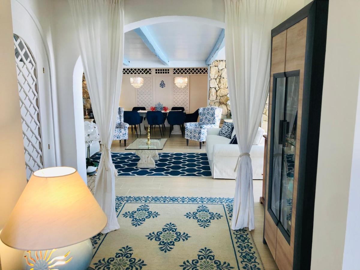 Adel Villa San Teodoro (Sardinia)