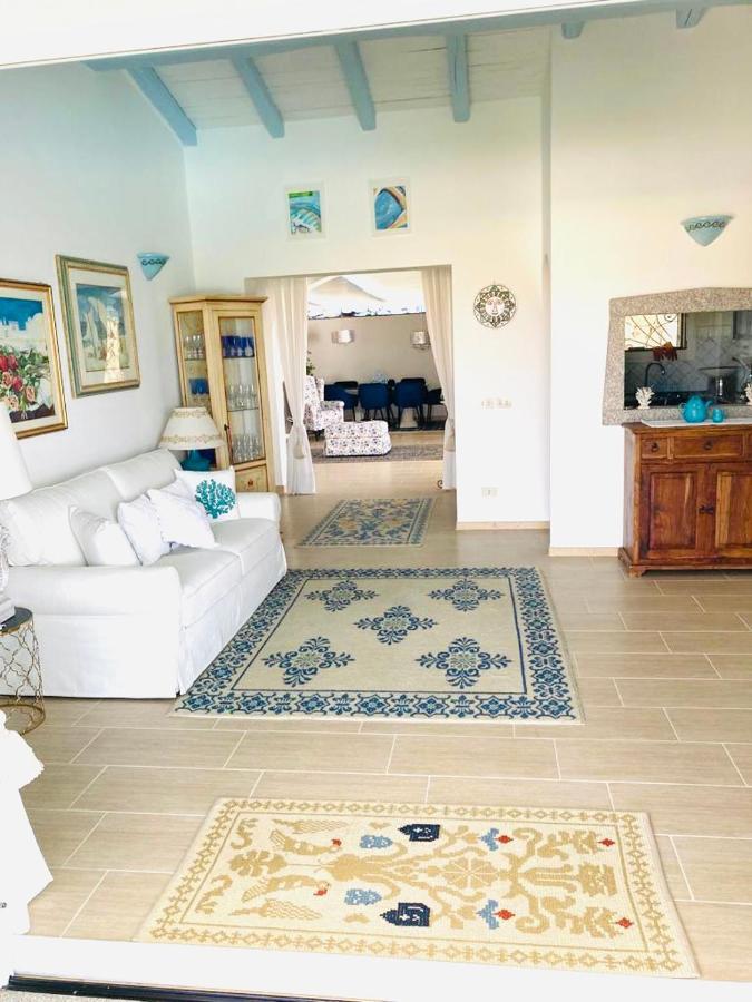 Adel Villa